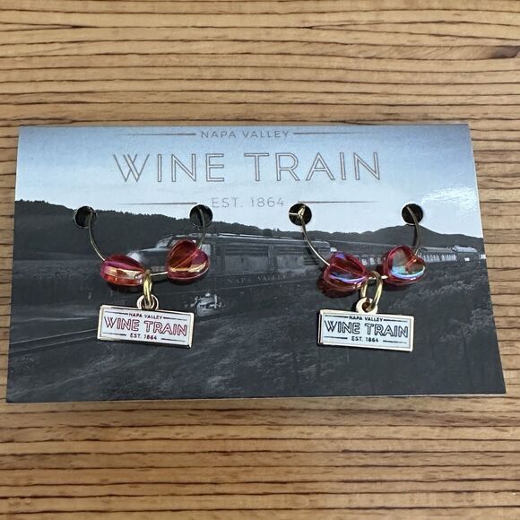 Napa Valley Wine Train Wine Glass Charms Set of 2 Hearts Pink Gold Drink Markers - Picture 7 of 7